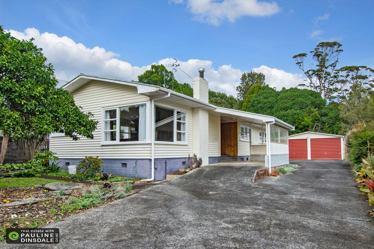 20 Ford Avenue, Kamo, Whangarei - Carousel 1