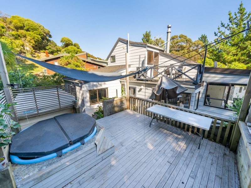 27 Postgate Drive, Whitby, Porirua - Carousel 2
