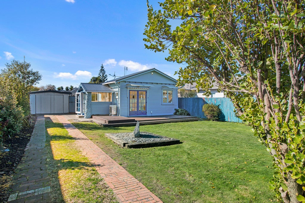 317 Estuary Road, South New Brighton, Christchurch - Carousel 1