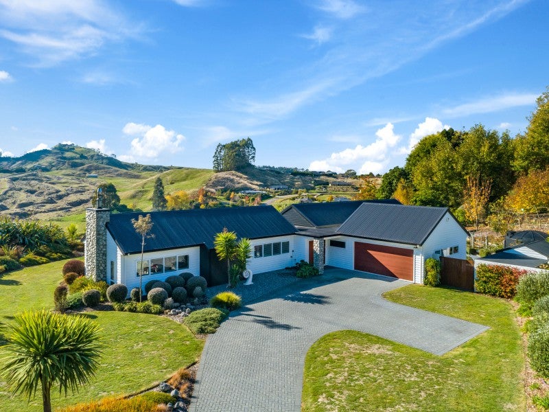 9 Highland Drive, Acacia Bay, Taupo - Carousel 2