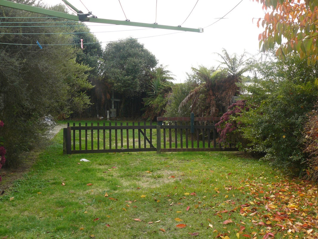 27B Barron Crescent, Fenton Park, Rotorua - Carousel 2