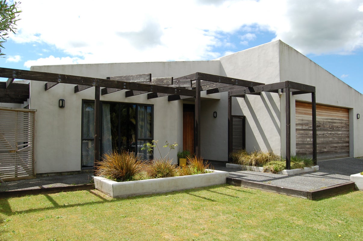 9 Grasmere Court, Huntington, Hamilton - Carousel 1