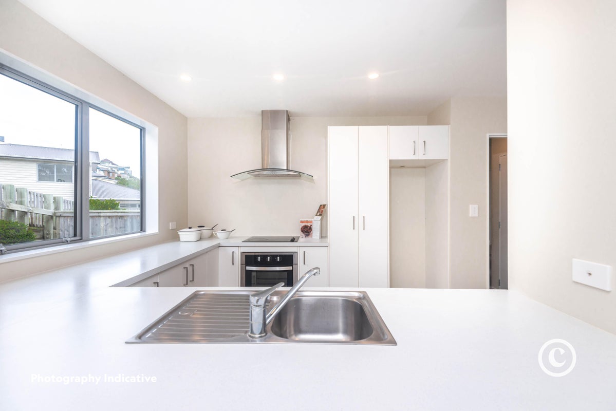 60D Sheridan Terrace, Johnsonville, Wellington - Carousel 2