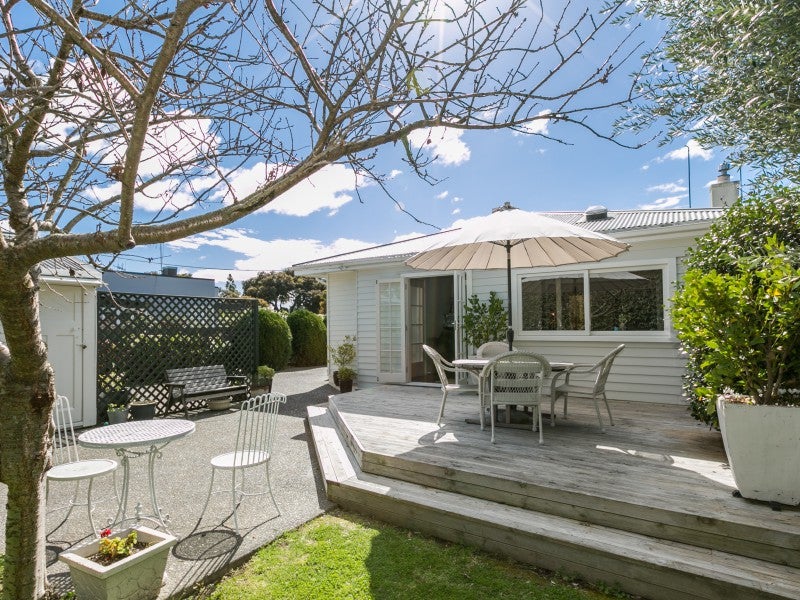12 Tom Parker Avenue, Marewa, Napier - Carousel 23