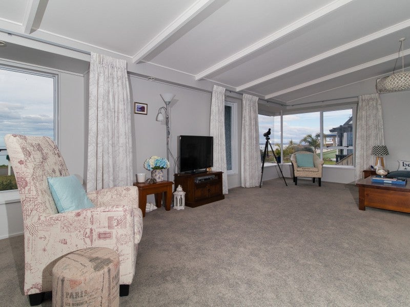111 North Shore Road, Eskdale, Napier - Carousel 2