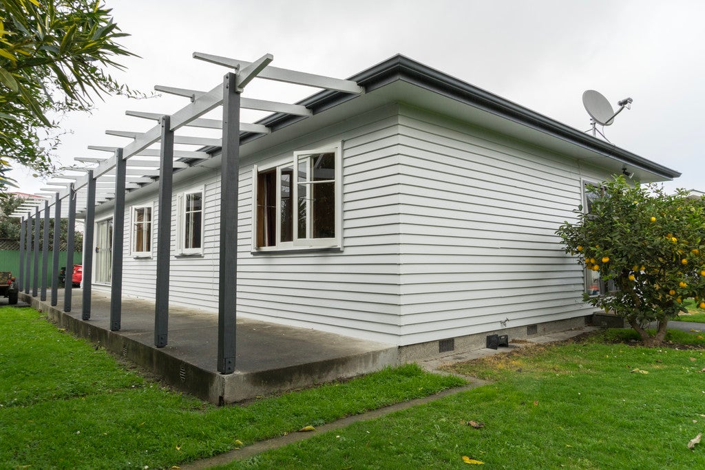 9 Biggs Crescent, Pirimai, Napier - Carousel 1