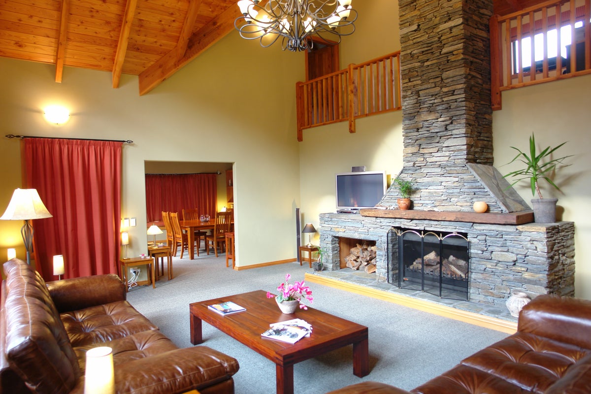 113 Arthurs Point Road, Arthurs Point, Queenstown - Carousel 2