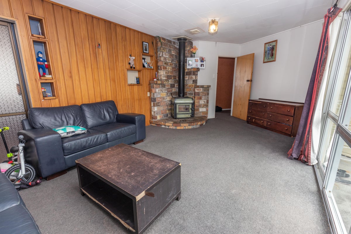 9 Sturge Street, Cobden, Greymouth - Carousel 2