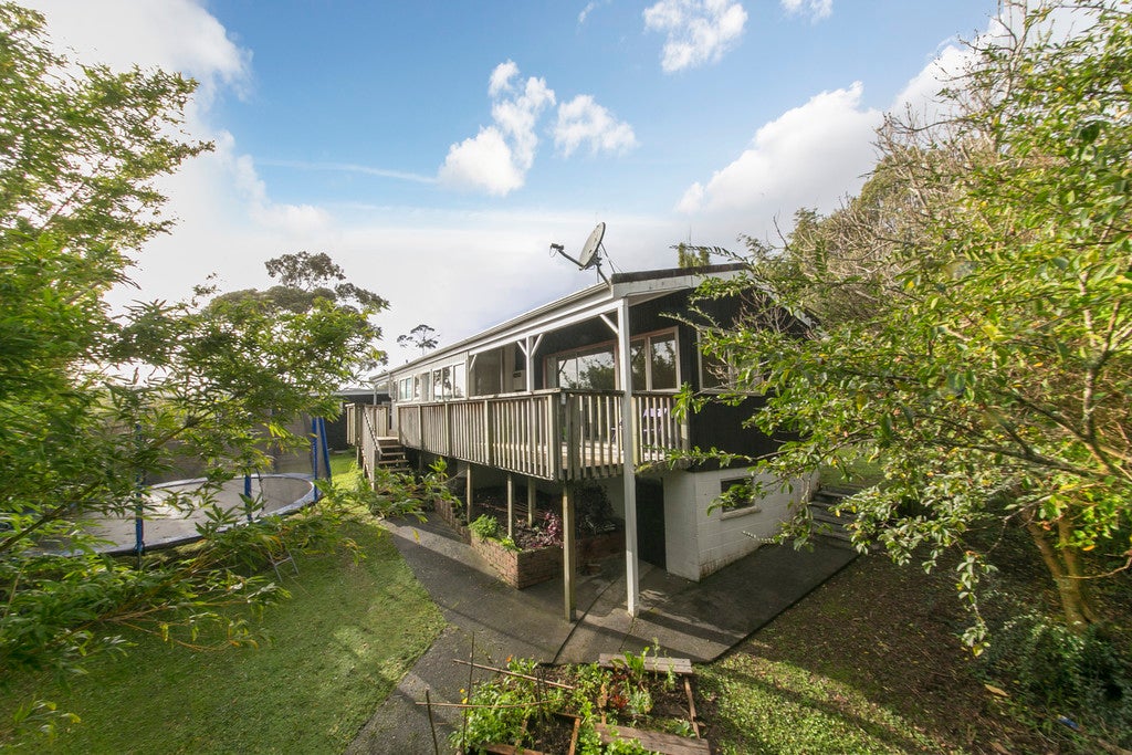 50A Sunnyside Road, Sunnyvale, Auckland - Carousel 1