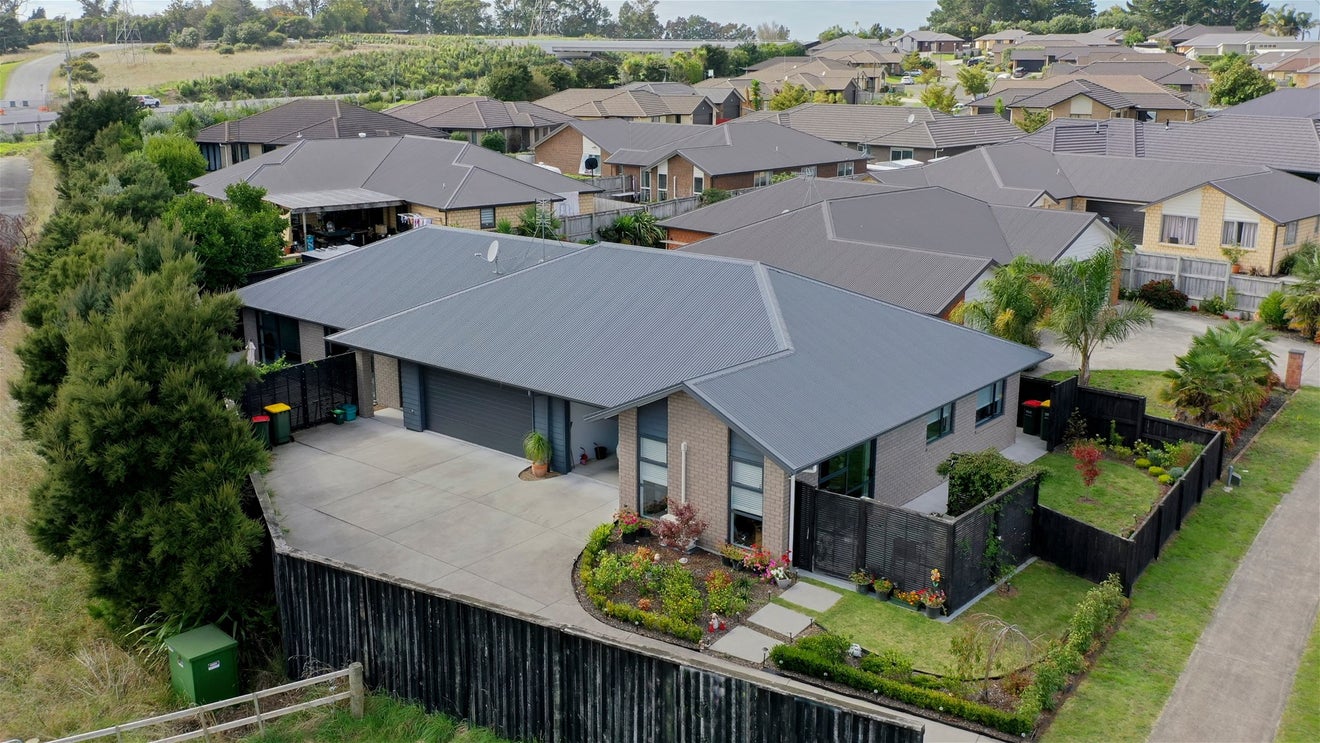 75 Borman Road, Huntington, Hamilton - Carousel 1