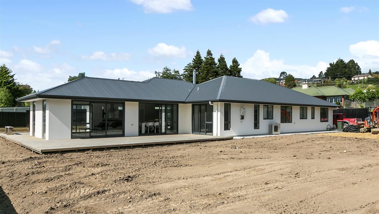 4 Chatham Street, Waihola - Carousel 2
