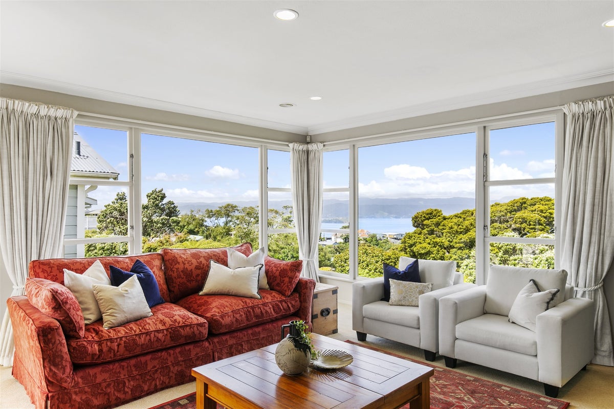 59 Jubilee Road, Khandallah, Wellington - Carousel 2