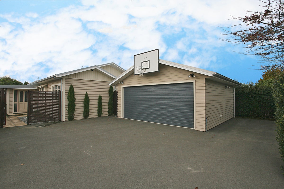 15 Hoon Hay Road, Hoon Hay, Christchurch - Carousel 1