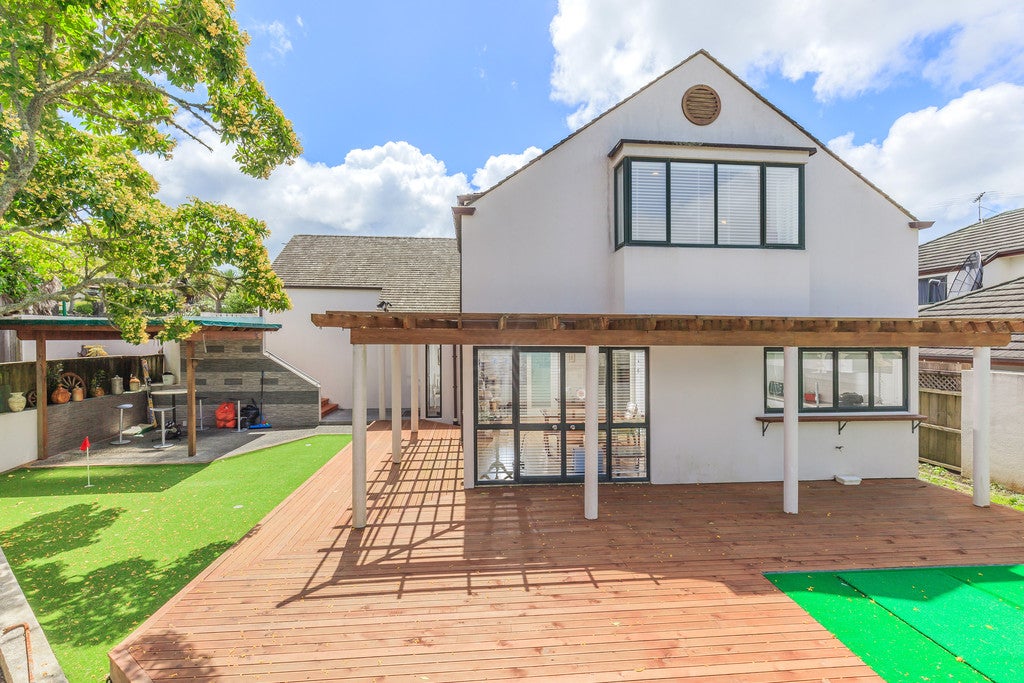1/14 Hugh Green Drive, Pinehill, Auckland - Carousel 19