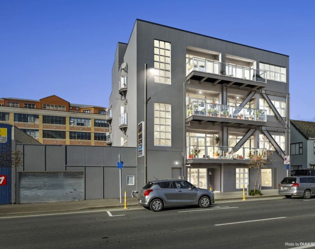 5/215 Victoria Street, Te Aro, Wellington - Carousel 1