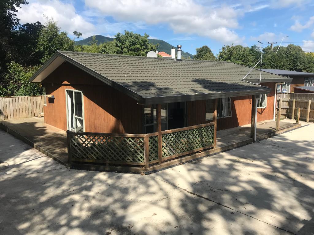 31A Ruapehu Street, Paraparaumu - Carousel 1