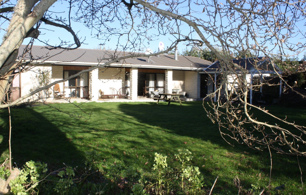 6 Simpson Road, Westmere, Whanganui - Carousel 1