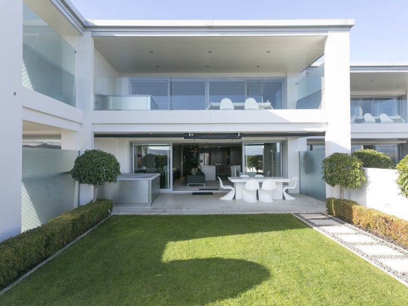 2/225 Lake Terrace, Waipahihi, Taupo - Carousel 1