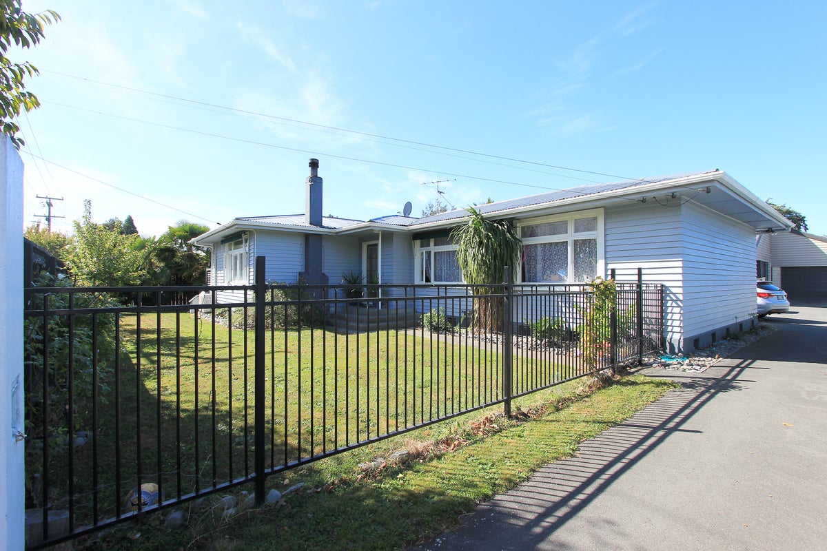 12 Mclauchlan Street, Springlands, Blenheim - Carousel 19