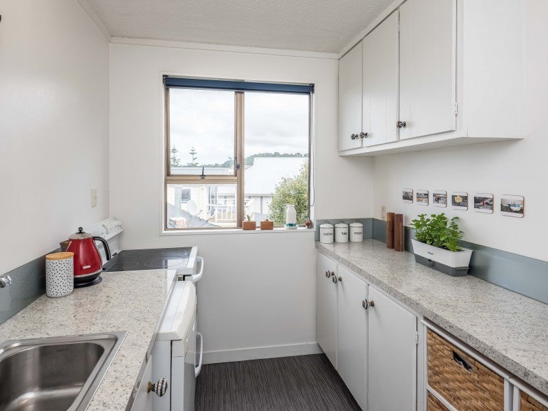 10/7 Konini Road, Hataitai, Wellington - Carousel 2