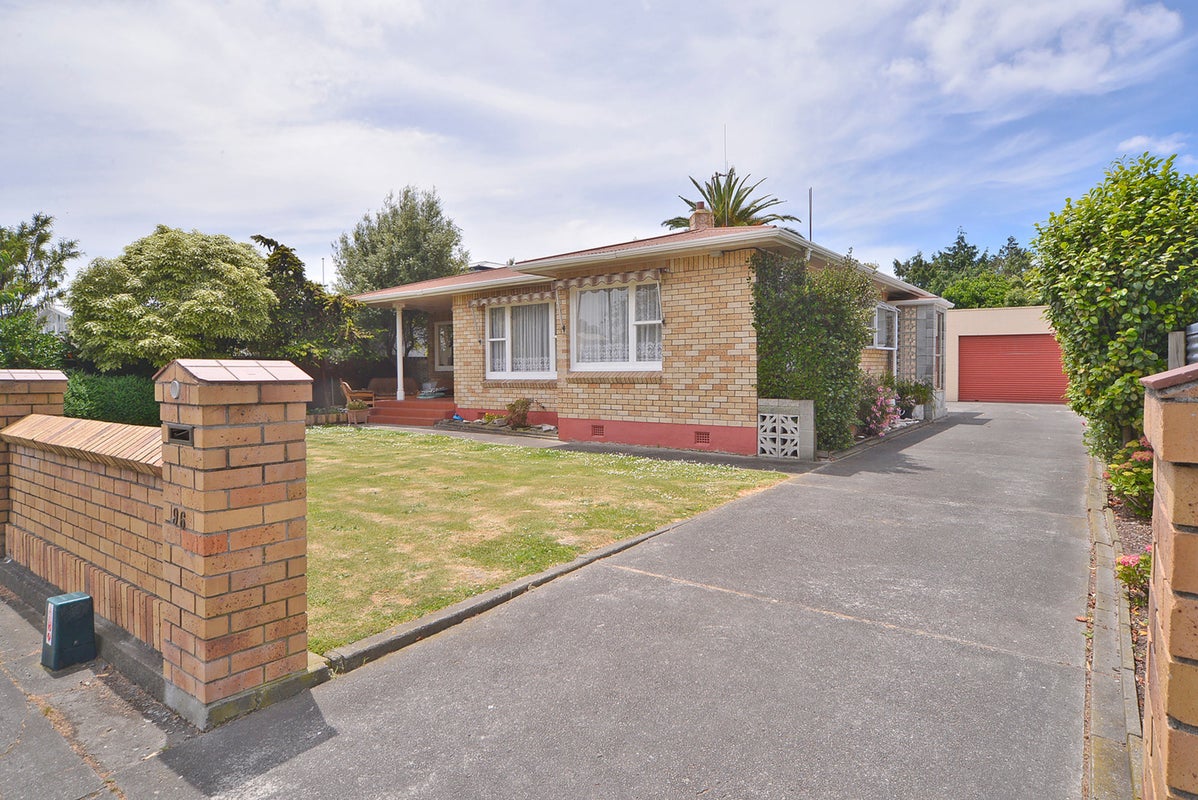 96 Highbury Avenue, Highbury, Palmerston North - Carousel 1