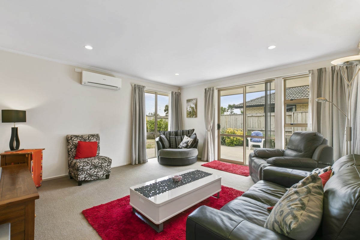 19 Parkwood Place, Papamoa Beach, Papamoa - Carousel 2