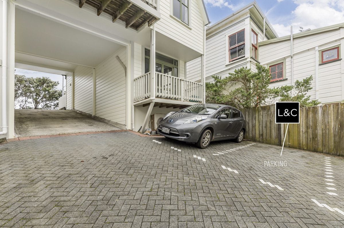2/168 Tinakori Road, Thorndon, Wellington - Carousel 2