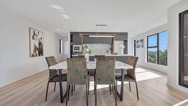 8C Baird Street, Howick, Auckland - Carousel 1