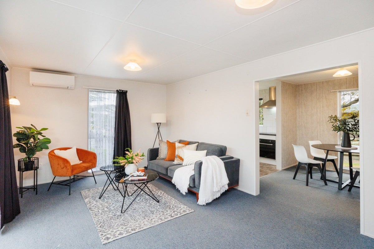11A Apollo Parade, Milson, Palmerston North - Carousel 1