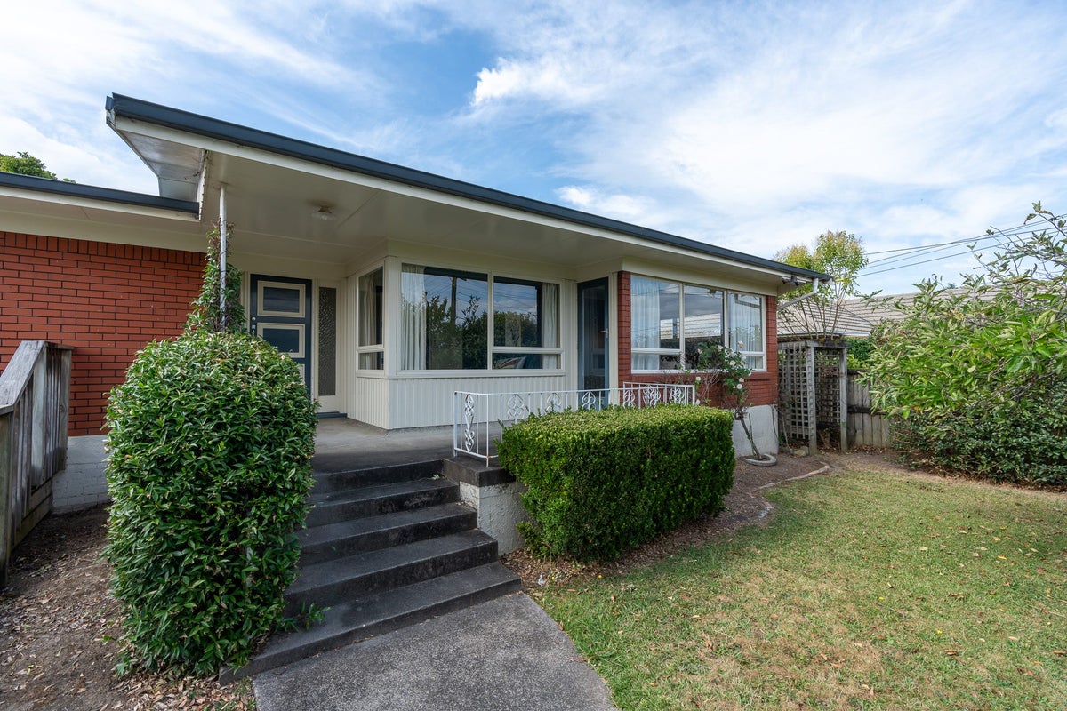 14 Lamont Street, Chartwell, Hamilton - Carousel 13