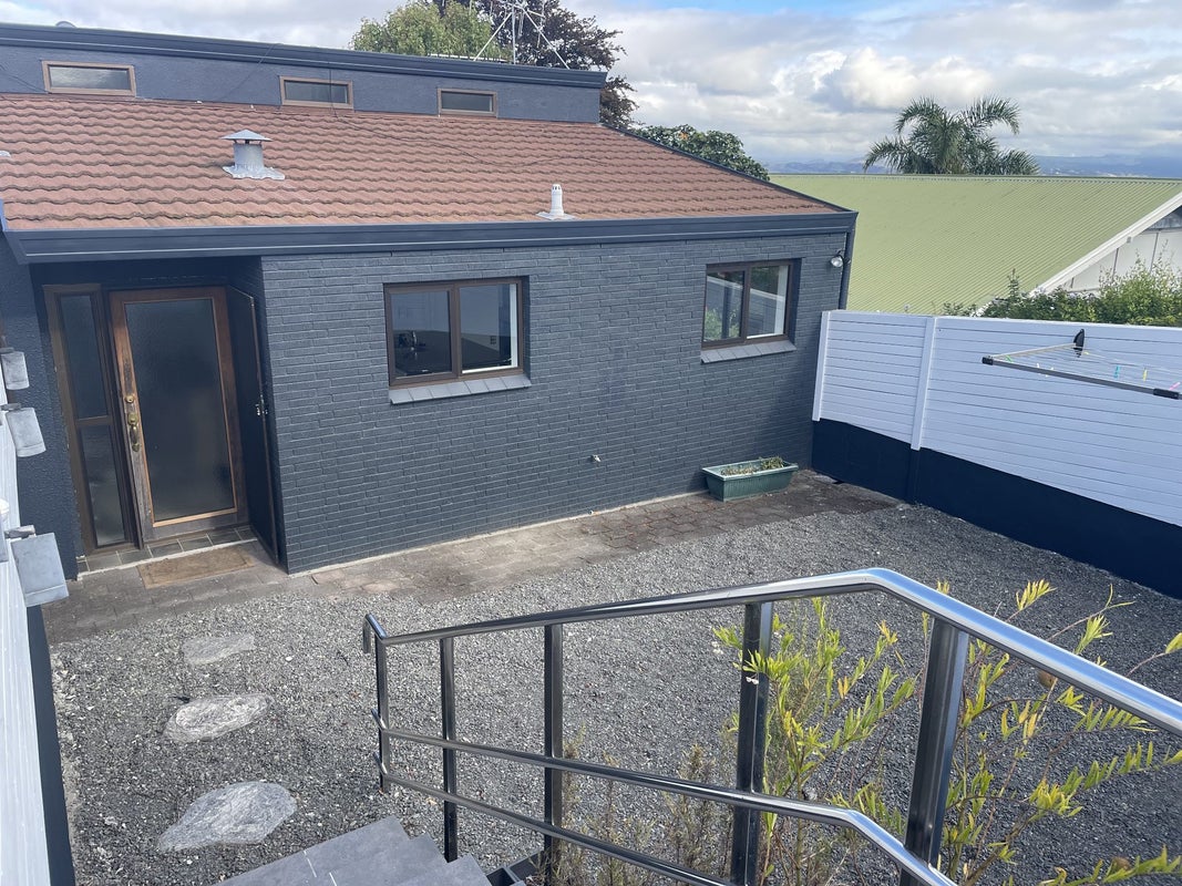 24 Roslyn Road, Bluff Hill, Napier - Carousel 2
