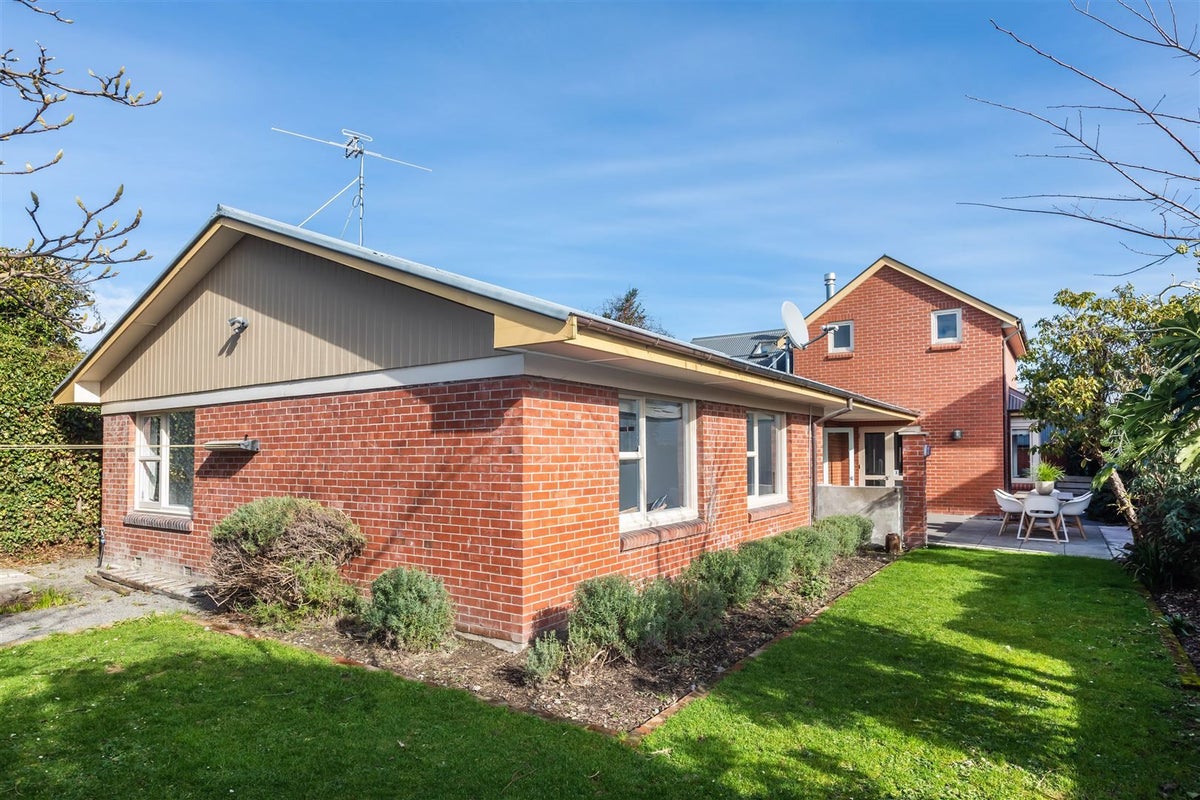 40 Naseby Street, Merivale, Christchurch - Carousel 24