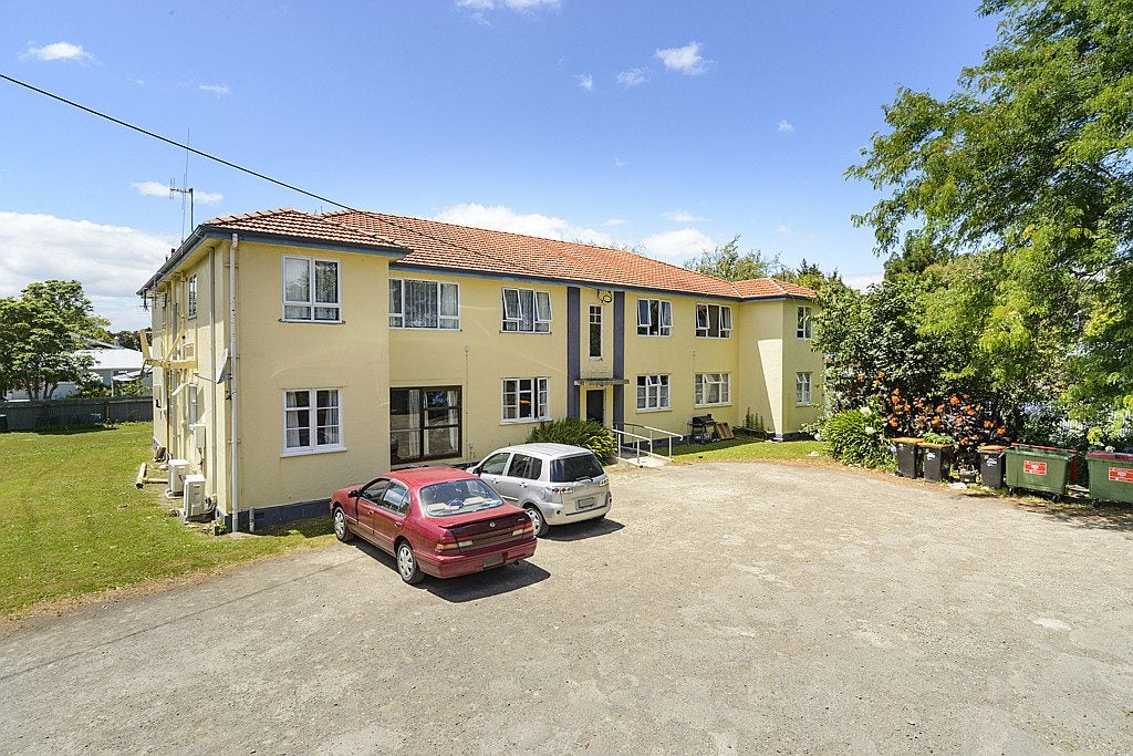 6/288 College Street, West End, Palmerston North - Carousel 13