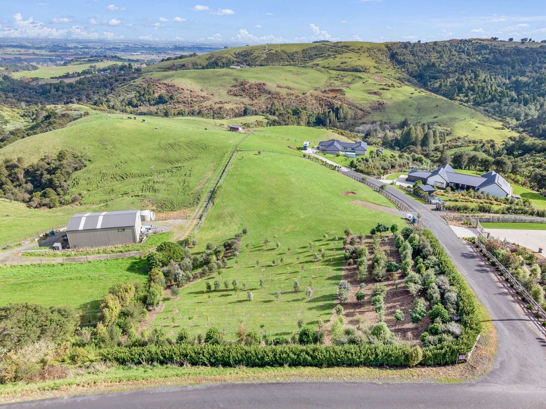 401 Peach Hill Road, Ramarama, Drury - Carousel 2