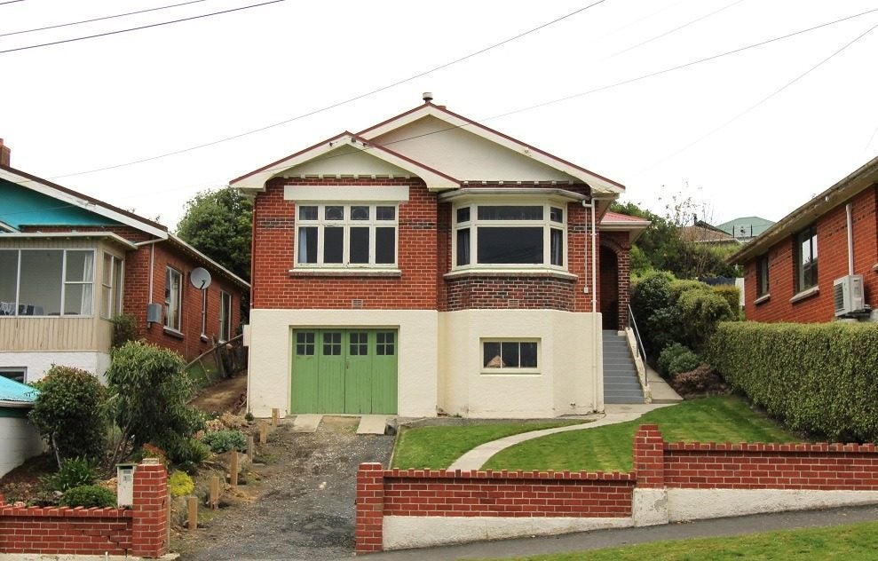 15 Ryehill Street, Calton Hill, Dunedin - Carousel 1