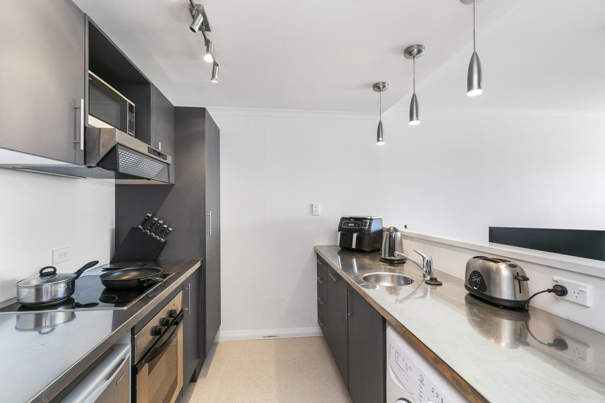 504/15 Holland Street, Te Aro, Wellington - Carousel 2