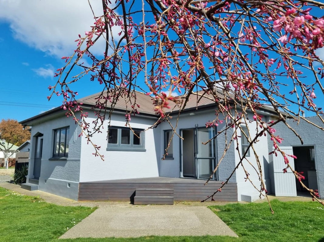 22 Moa Street, Waikiwi, Invercargill - Carousel 1