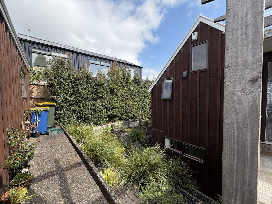 3/164 Rangatira Road, Beach Haven, Auckland - Carousel 13