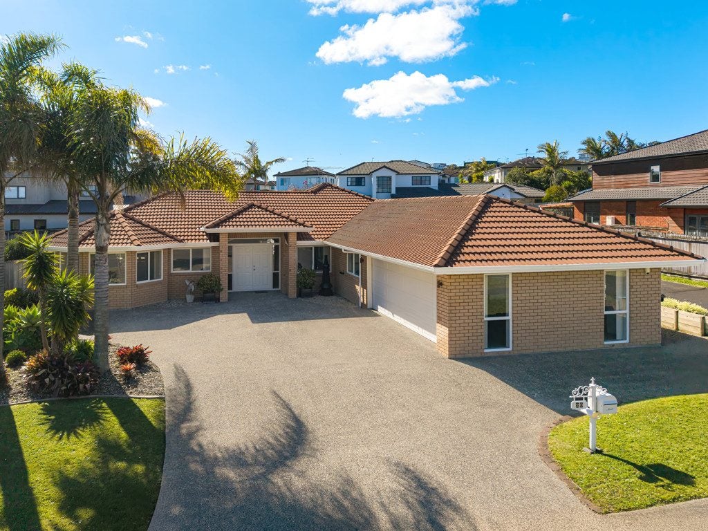 20 Glen Bay Close, Pinehill, Auckland - Carousel 1