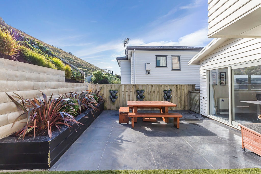 201 Mclintock Street North, Johnsonville, Wellington - Carousel 1