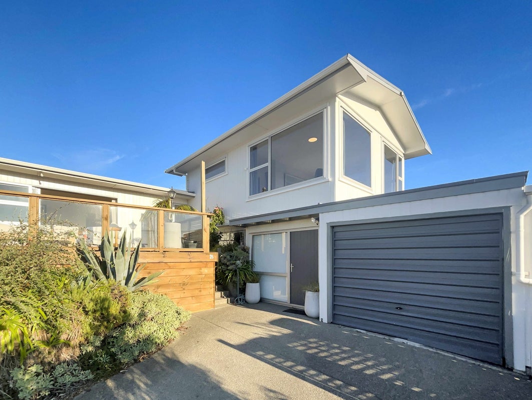 26 Kiwi Road, Raumati Beach, Paraparaumu - Carousel 1
