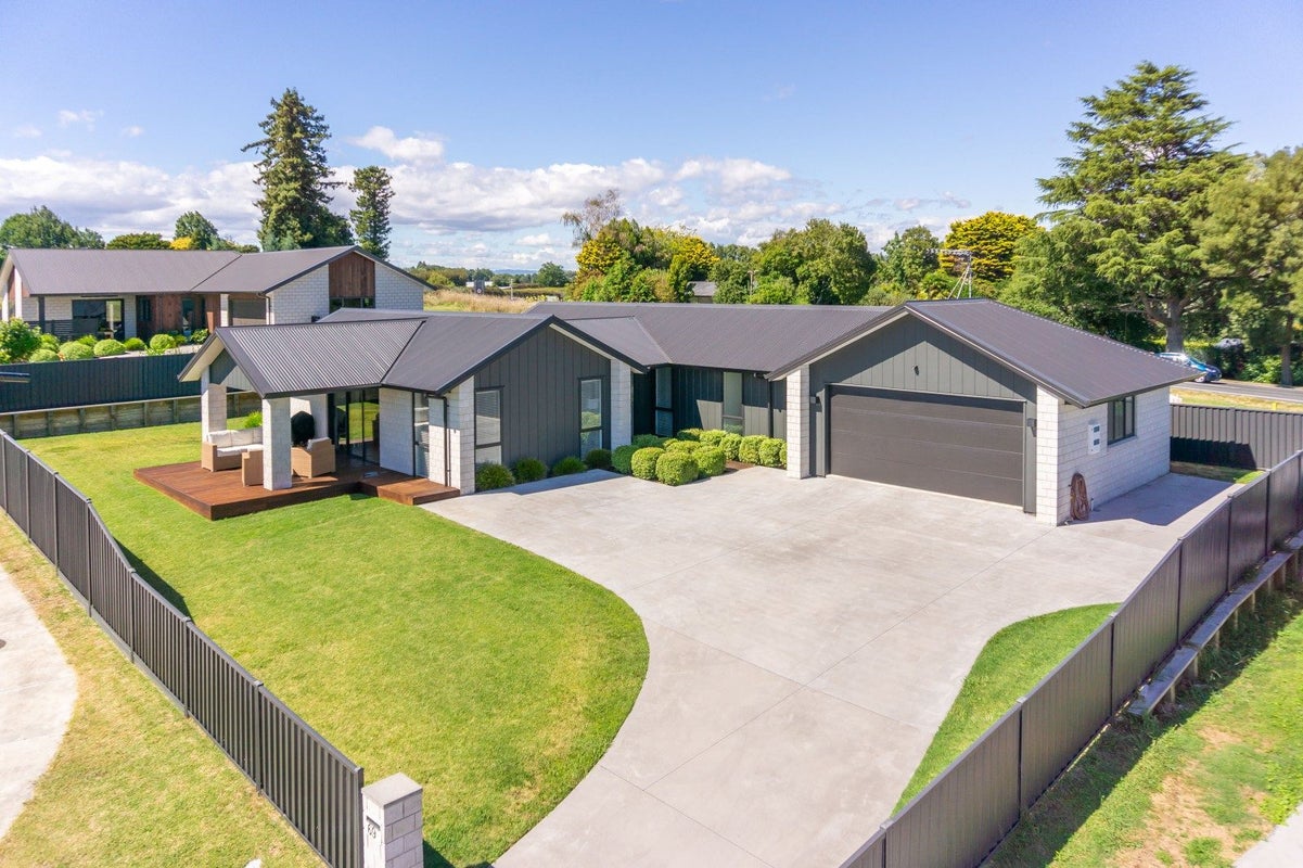 69 Lotus Place, Te Awamutu, Te Awamutu - Carousel 1