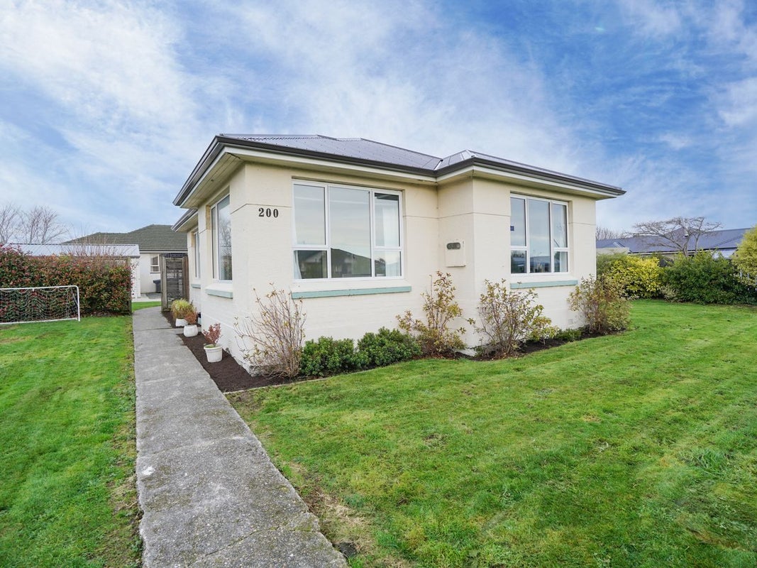 200 Pomona Street, Strathern, Invercargill - Carousel 21