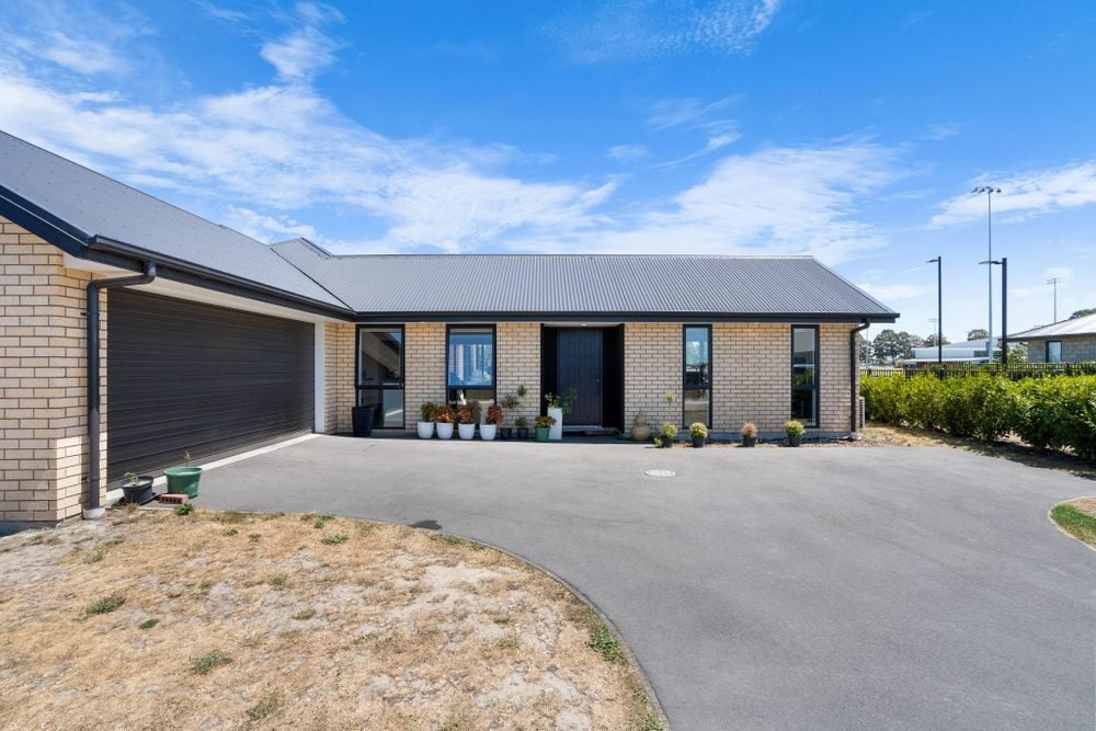 47 Hardingstone Drive, Rolleston, Rolleston - Carousel 2