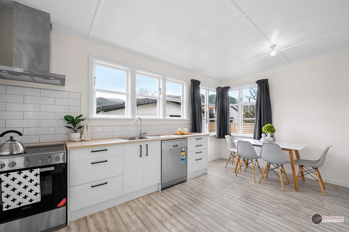 95 Molesworth Street, Taita, Lower Hutt - Carousel 2