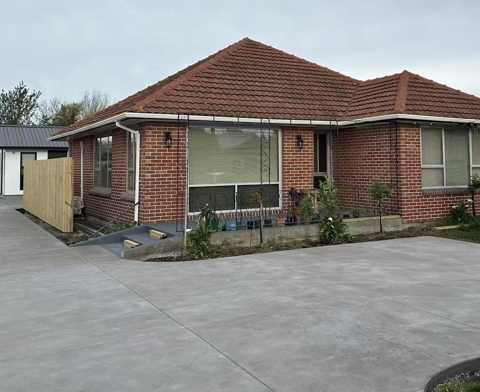 188 Avonhead Road, Avonhead, Christchurch - Carousel 1