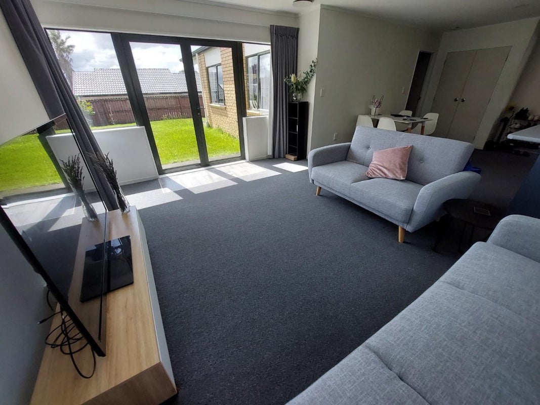 16 Blueridge Close, Sunnyvale, Auckland - Carousel 2