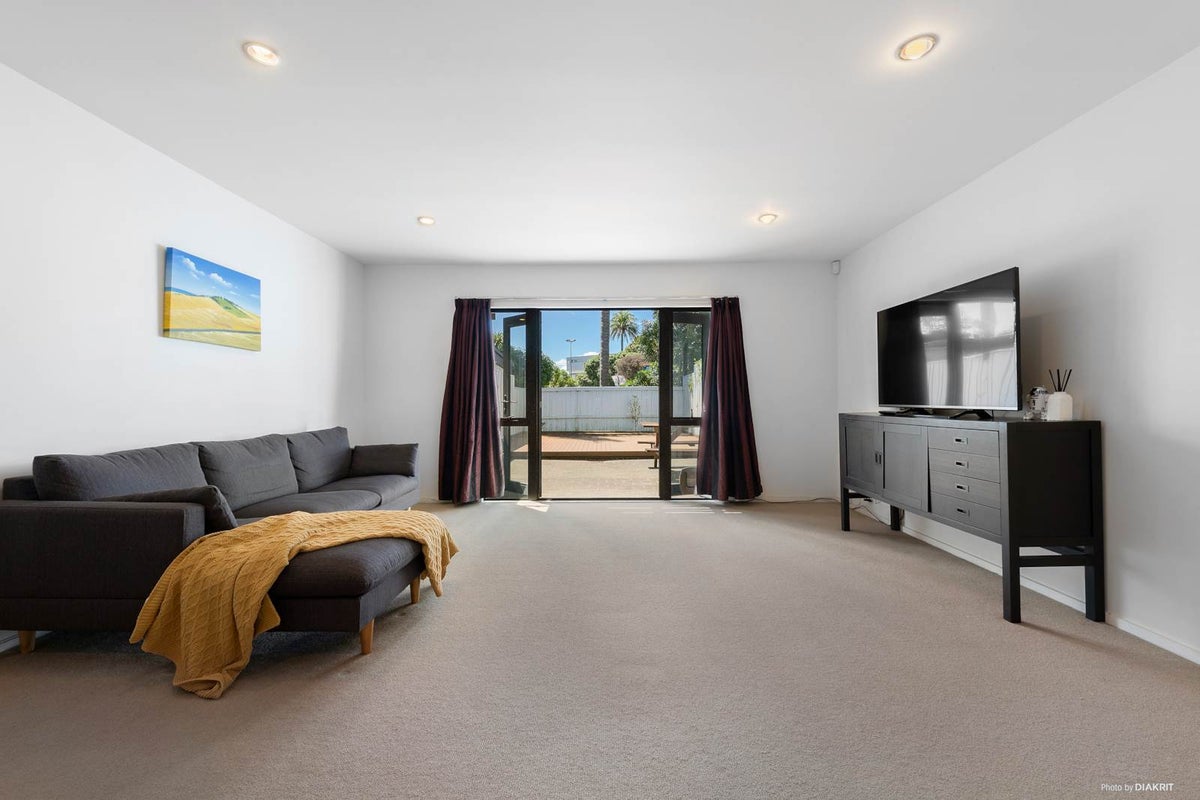 228F Green Lane West, Epsom, Auckland - Carousel 2