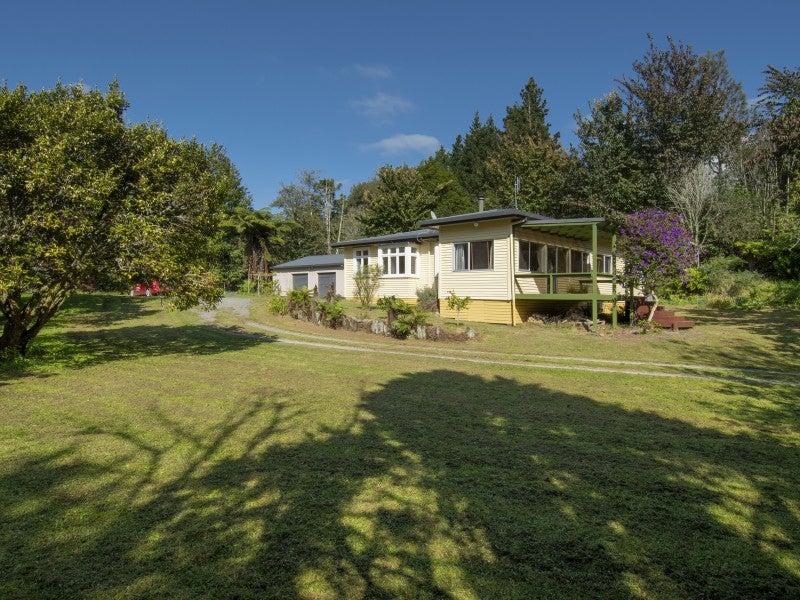 8 Leyland Road, Whakamarama, Tauranga - Carousel 1