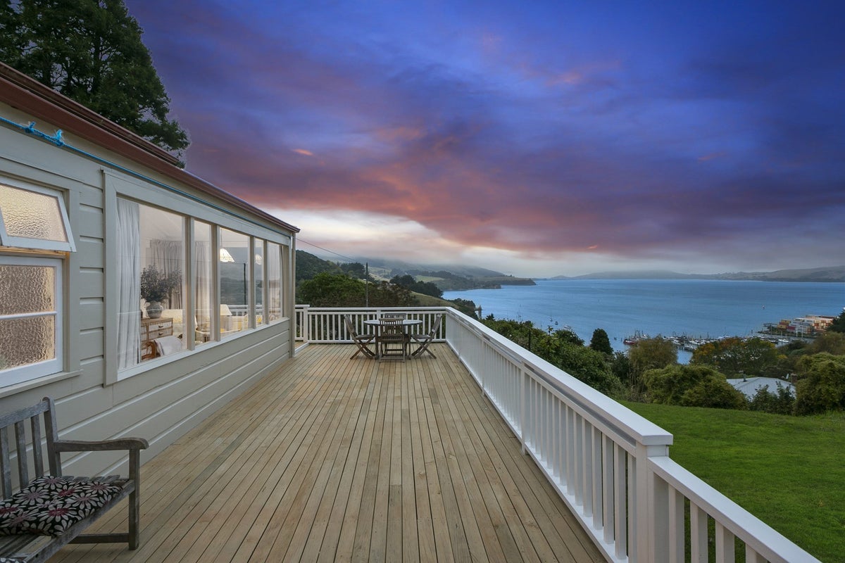 29 Slant Street, Careys Bay, Port Chalmers - Carousel 1